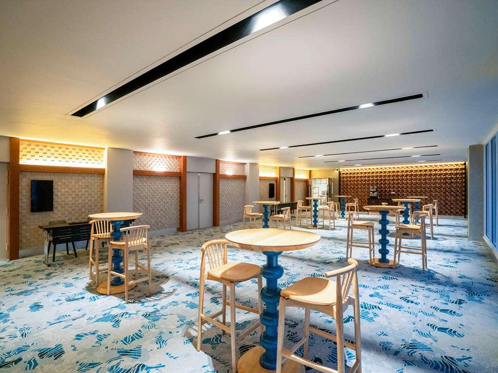 Mercure Langkawi Pantai Cenang Екстериор снимка